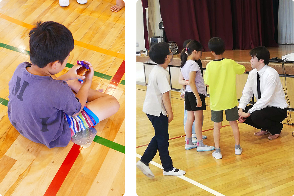 長野選手のメダルに興味津々な児童の写真（左）と休憩時間に目線を合わせて児童と話す長野選手（右）