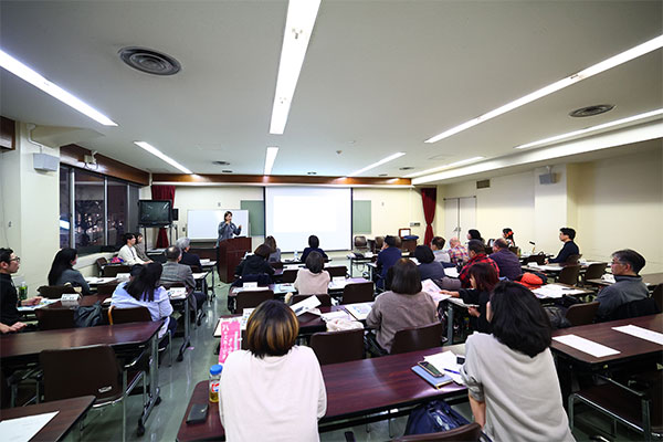 渋谷区スポーツ推進委員を中心に20名ほどの参加者が集まり講演を聴いた
